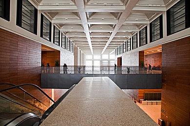 万代逼迫中国选手弃赛后续：向中国玩家道歉 更改规则允许参赛